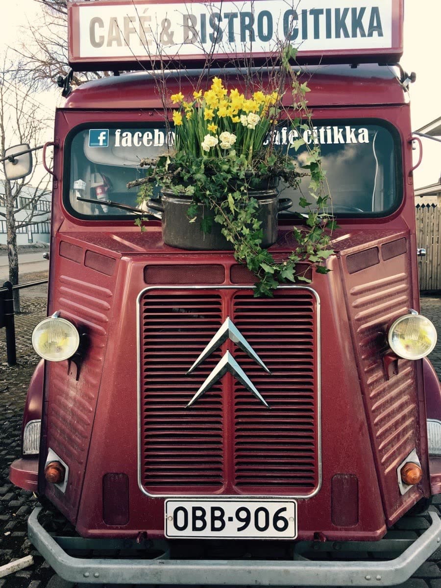 Citikkan sininen Citroën HY